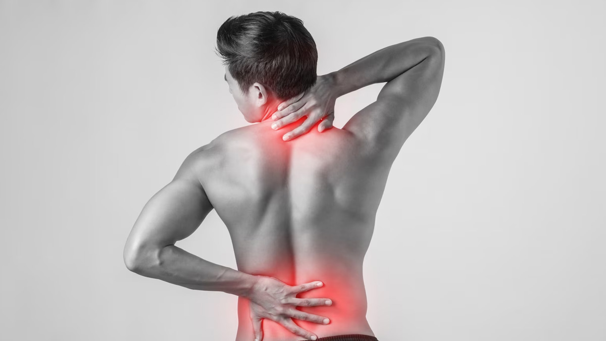 स्लिप डिस्क से जुड़ी हैं ये 5 गंभीर समस्याएं, भूलकर भी न करें इग्नोर
