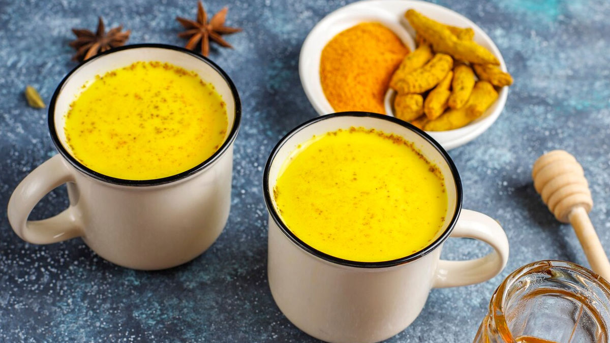 dahi and haldi benefits in hindi expert