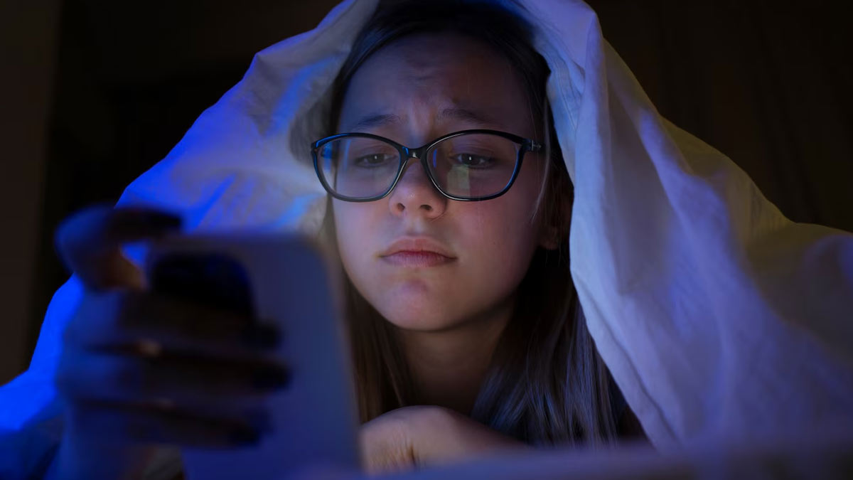 can too much screen time cause permanent eye damage