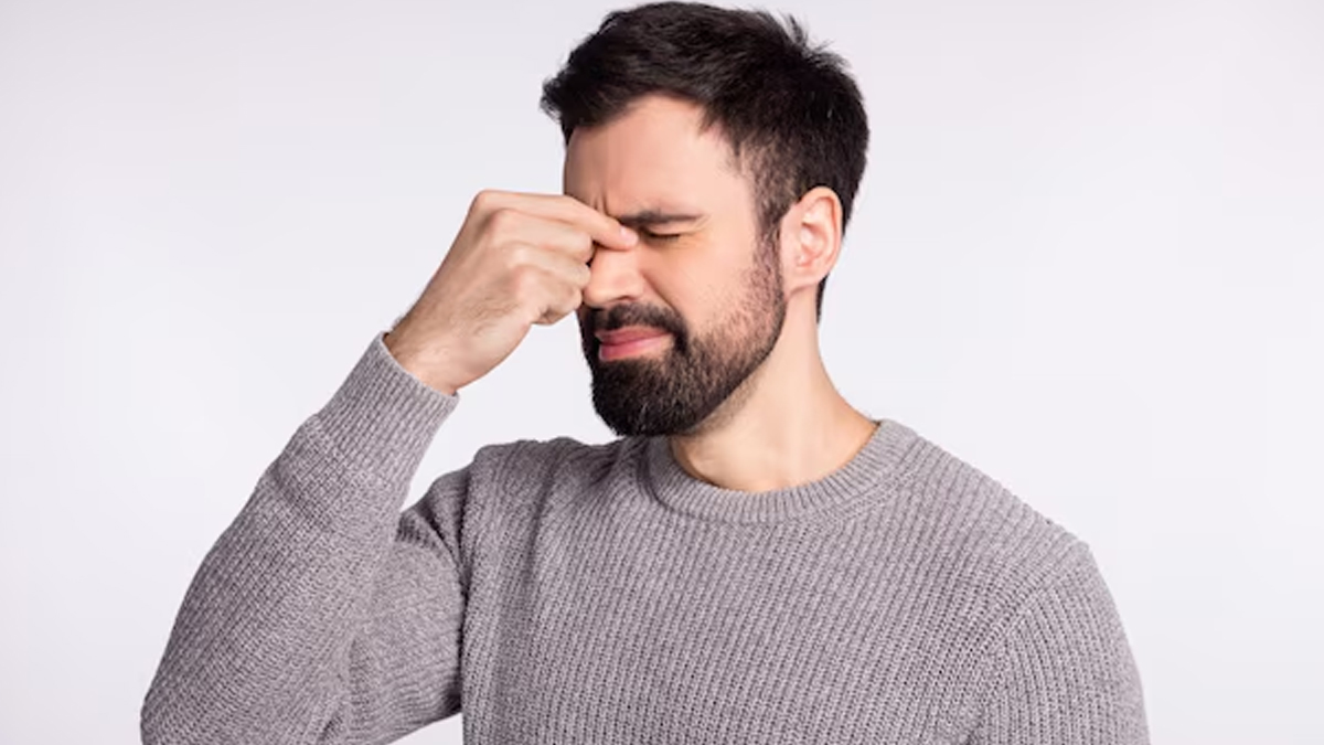 side effects of using expired contact lenses 01 (9)