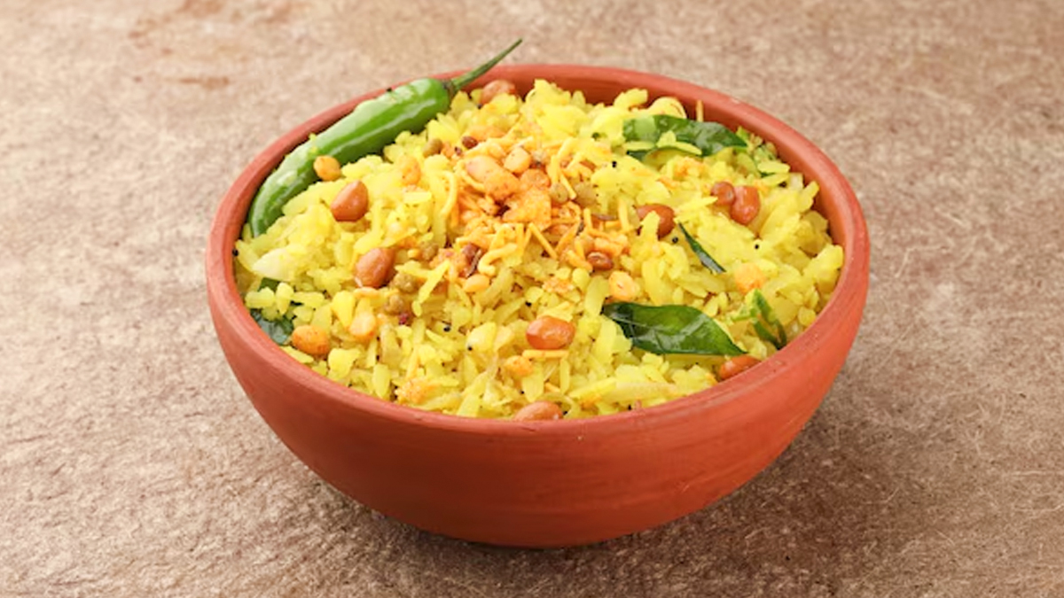क्या फैटी लिवर में पोहा खा सकते हैं? जानें इस स्थिति में कितना हेल्दी है ये नाश्ता?