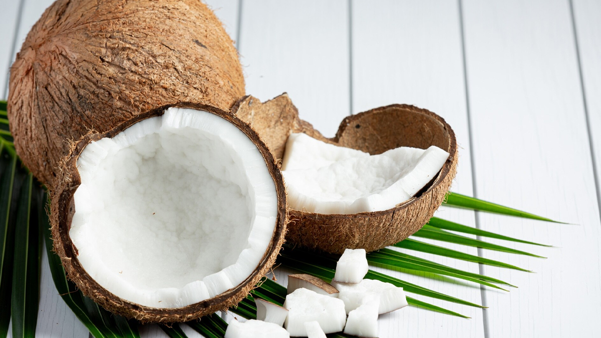 is eating raw coconut beneficial for the heart in hindi 01 (5)