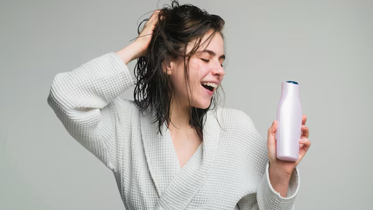 is it ok to use anti dandruff shampoo everyday in hindi 1