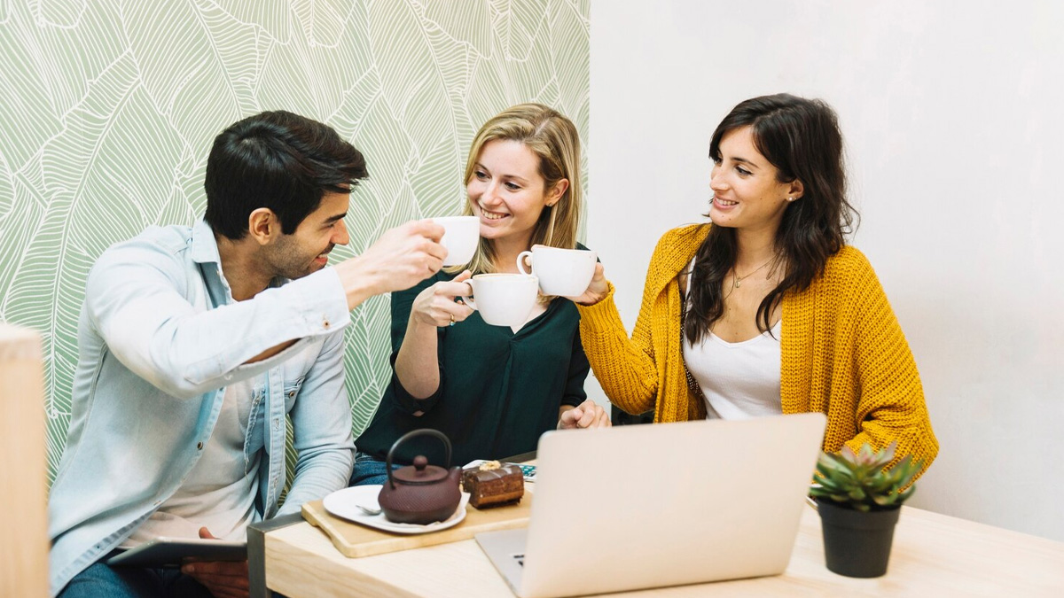 office-habits-that-are-bad-for-gut-health