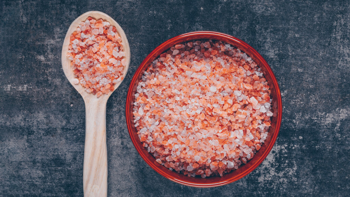 pink_salt_under_pillow