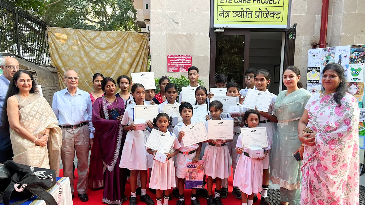 love your eyes inside 1