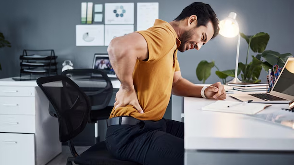 early warning signs of weak spine