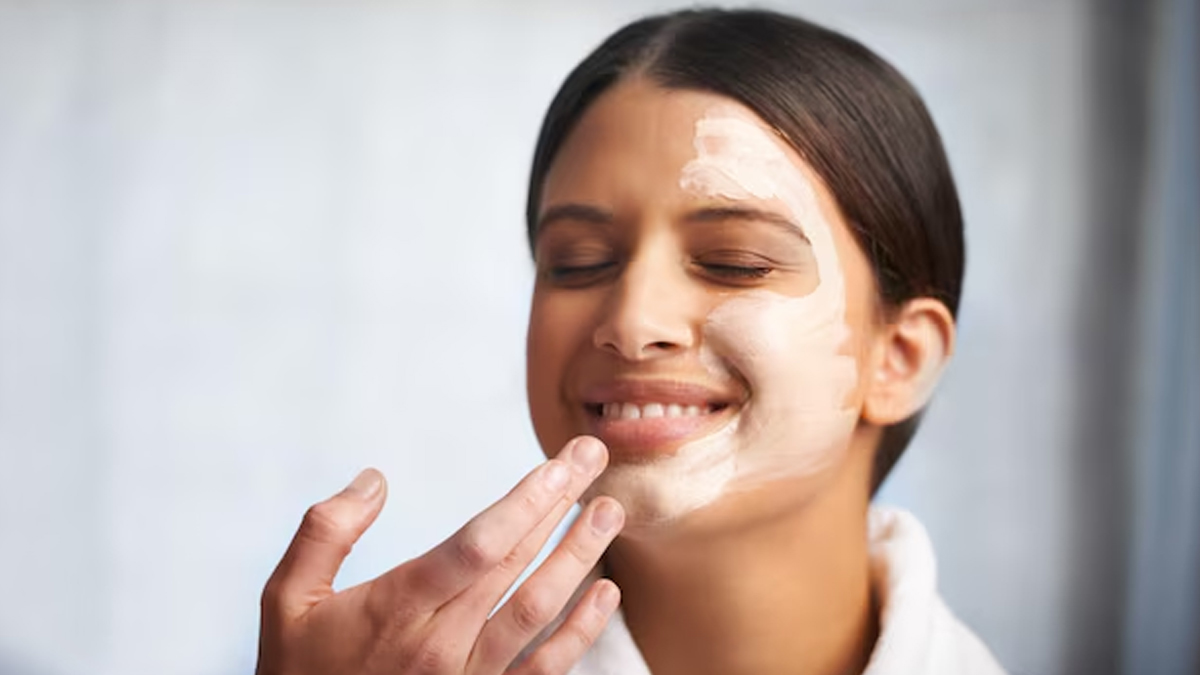 Skin-Burning-Due-To-Sindoor-Khela-1