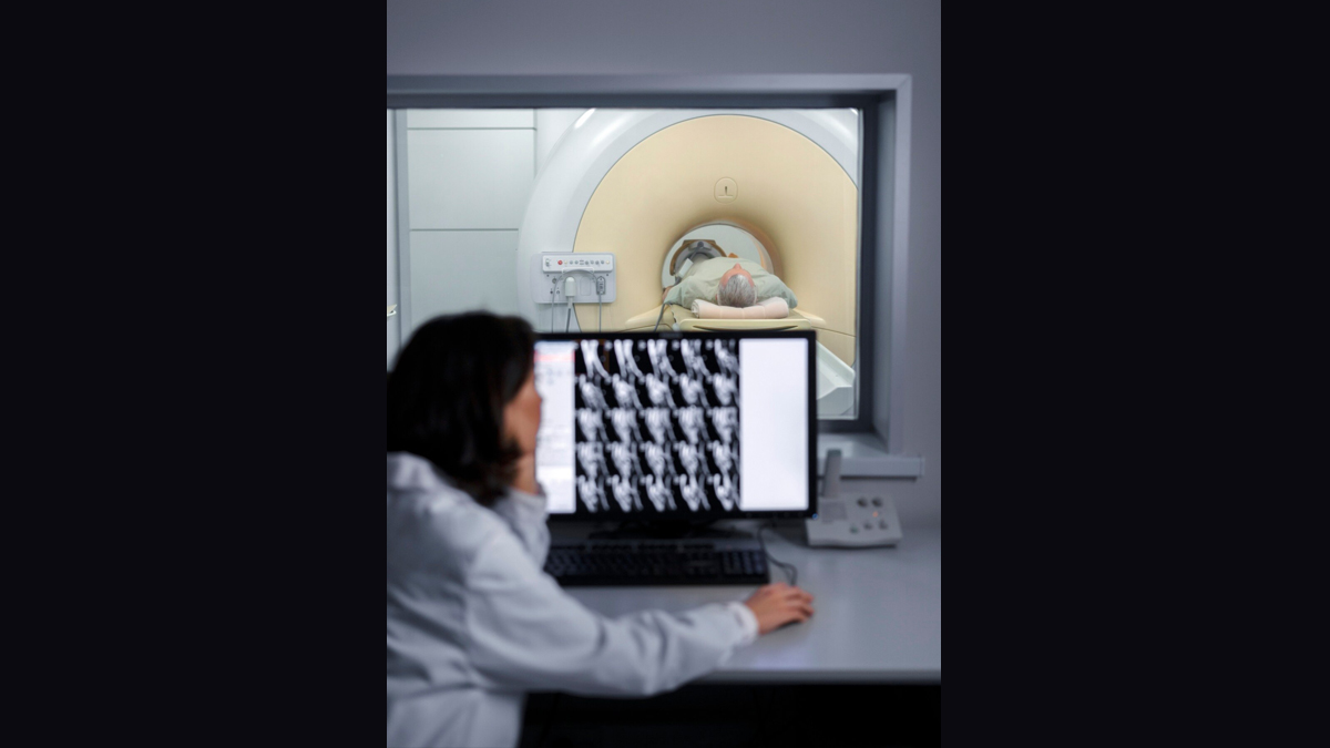 radiation therapy in hindi expert