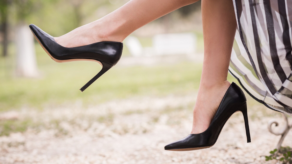 Are heels the cause of persistent heel pain 0001