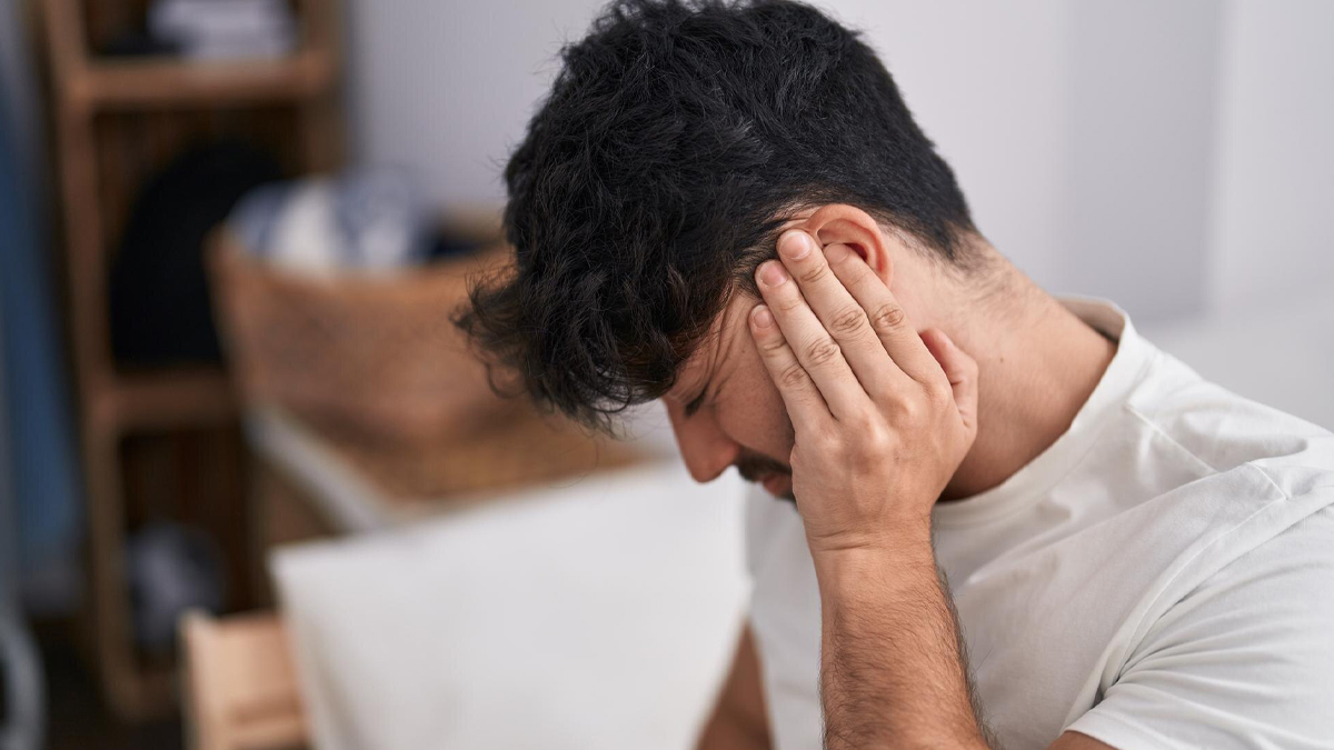 can sneezing really cause a ruptured eardrum 01 (9)