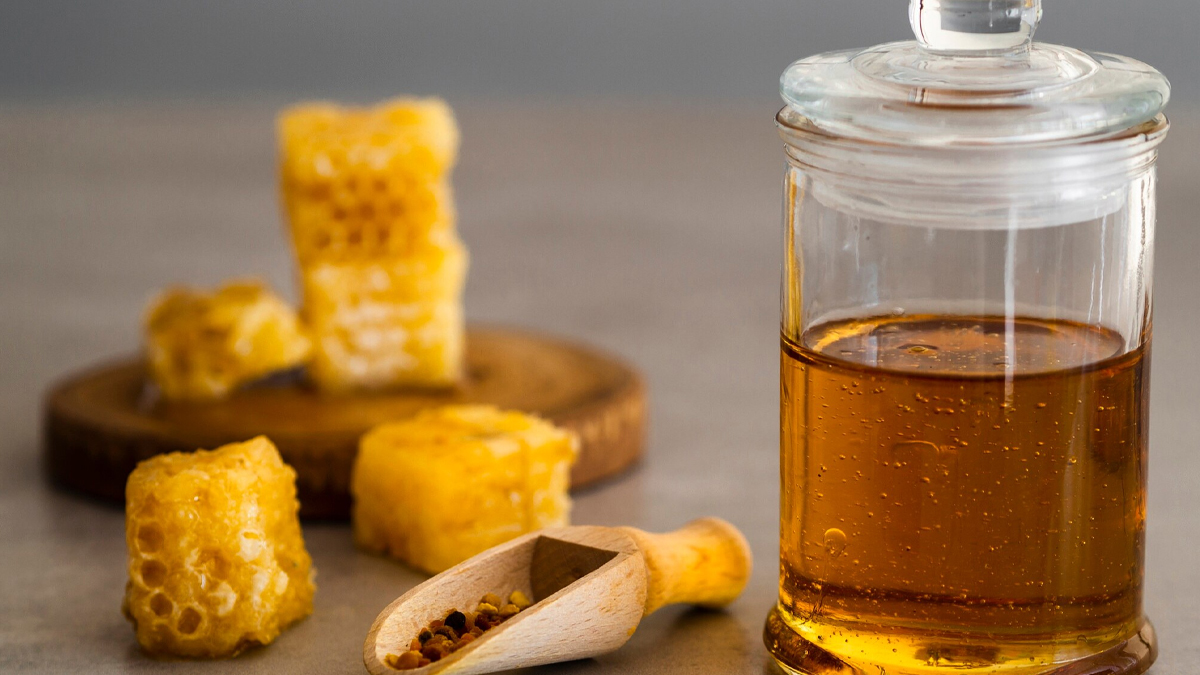 sadhguru immunity booster amla, kali mirch and honey