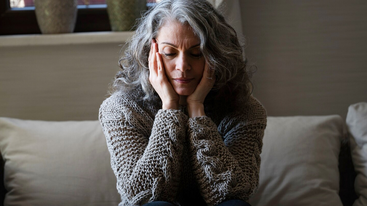 क्या शुरुआती स्टेज के अल्जाइमर को लाइफस्टाइल में बदलाव से ठीक किया जा सकता है? डॉक्टर से जानें