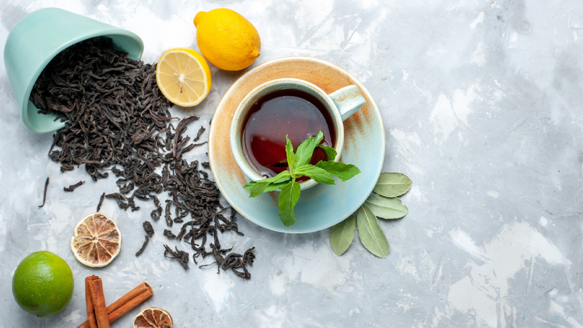 ginger turmeric black pepper and rosemary herbal tea to get relief from back pain during winter in hindi 01 (5)