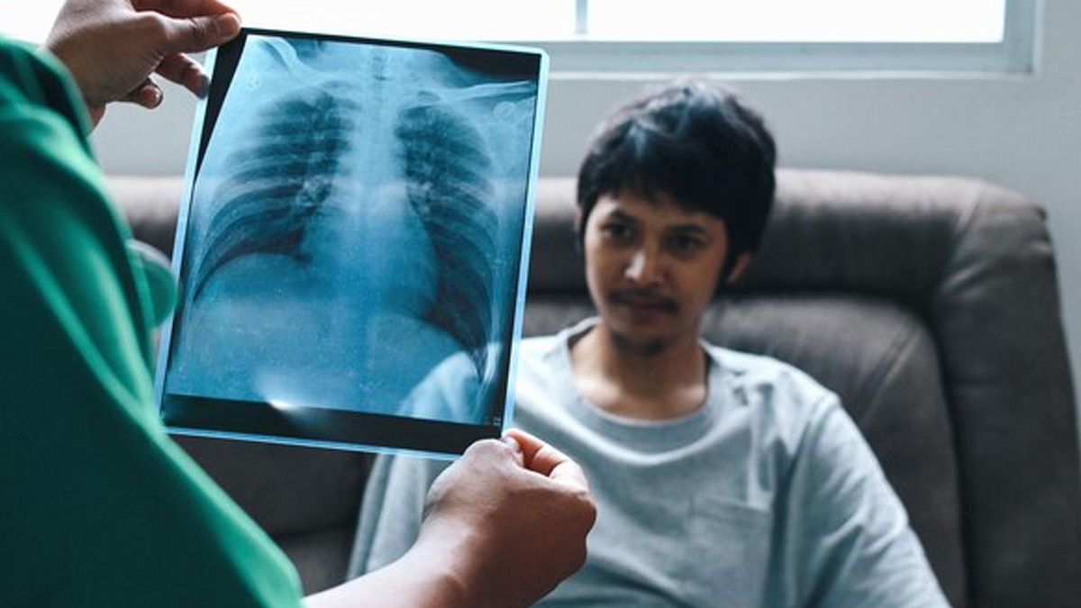 World Pneumonia Day in hindi doctor quotes