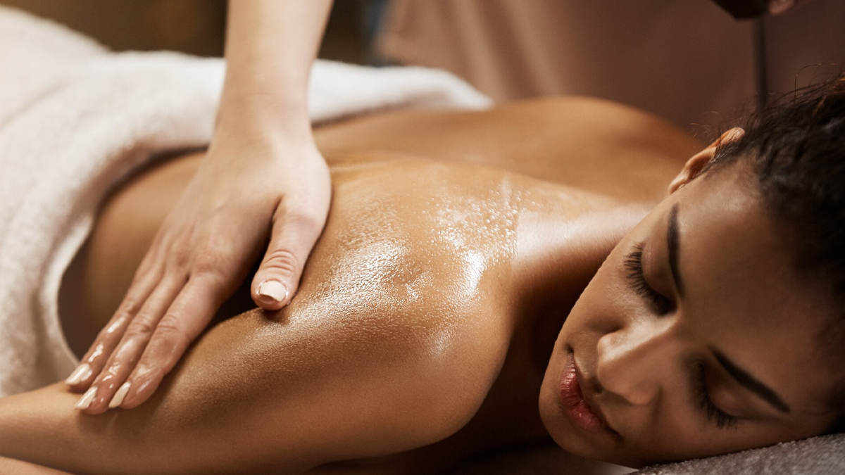 massage-benefits-in-ayurveda