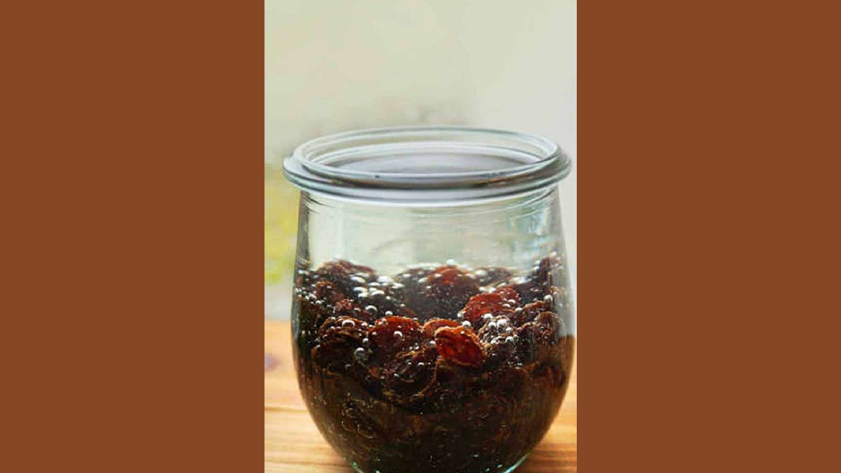 benefits of drinking chia seeds and black raisin water in hindi 21