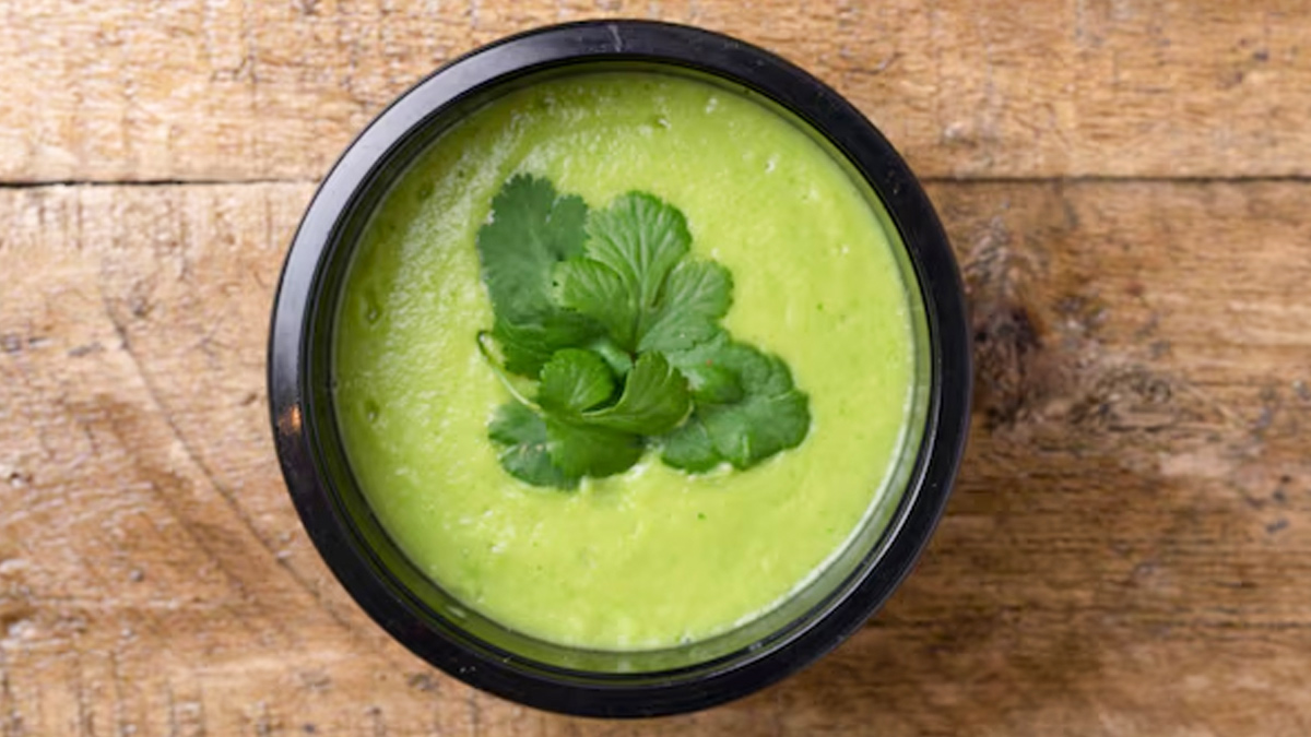 benefits of coriander and spinach soup in winter in hindi 1