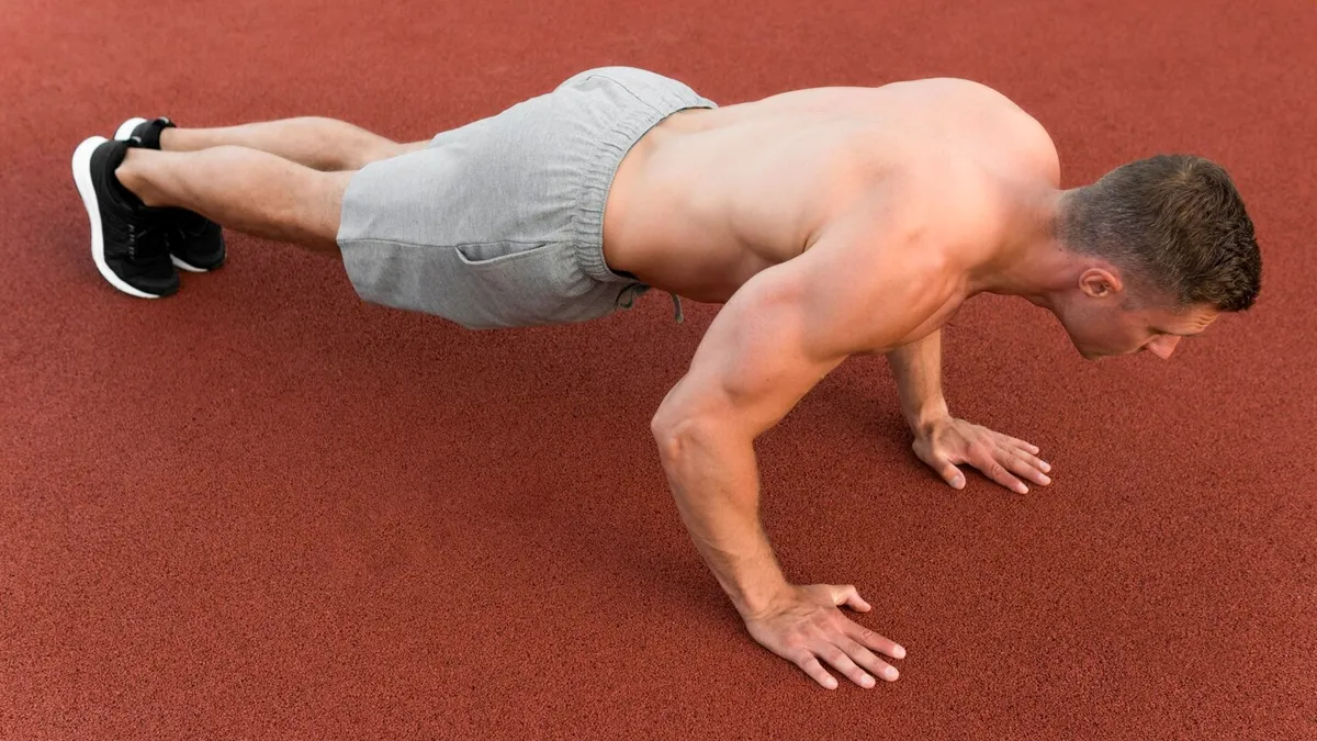 अगर मैं एक दिन में 10 पुश-अप्स करूं तो क्या होगा? एक्सपर्ट से जानें
