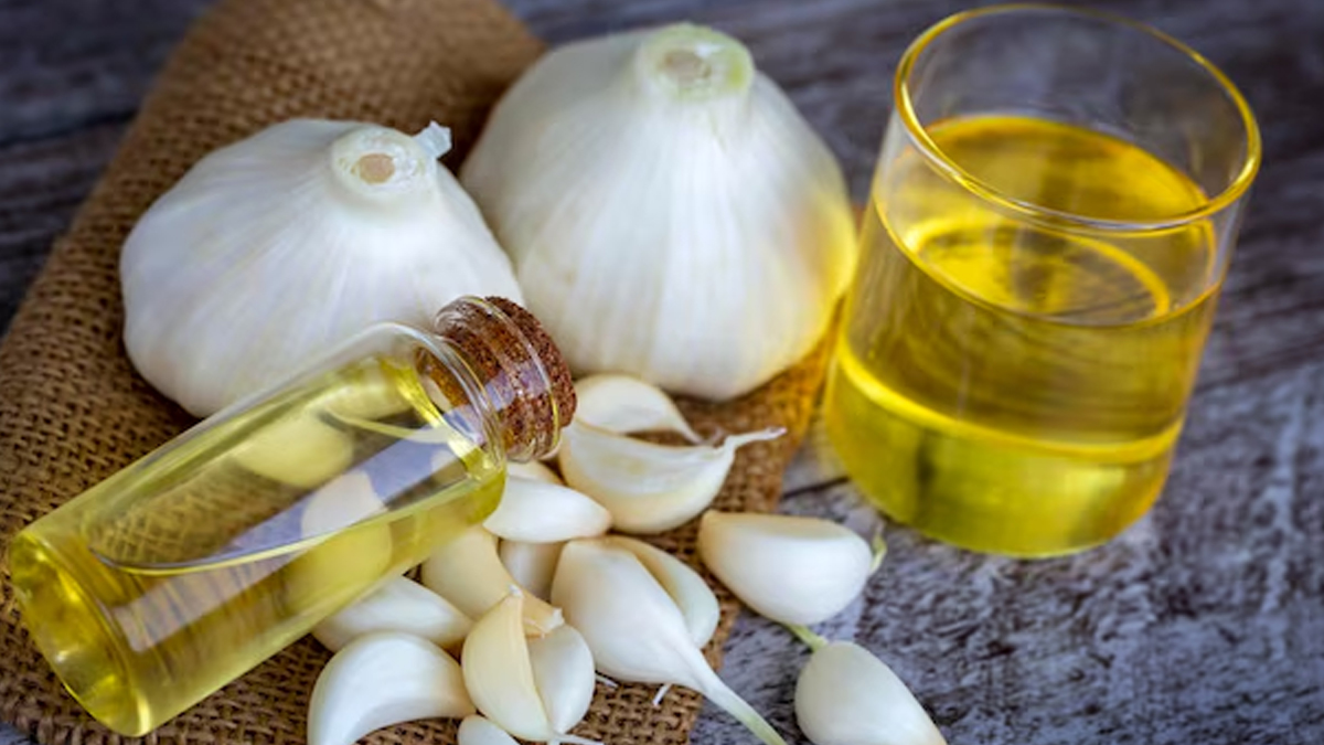 fenugreek garlic ajwain mix in mustard oil for body pain in hindi 1