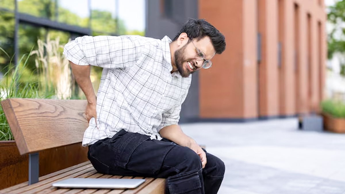 what causes your tailbone to hurt when you sit 1 (7)