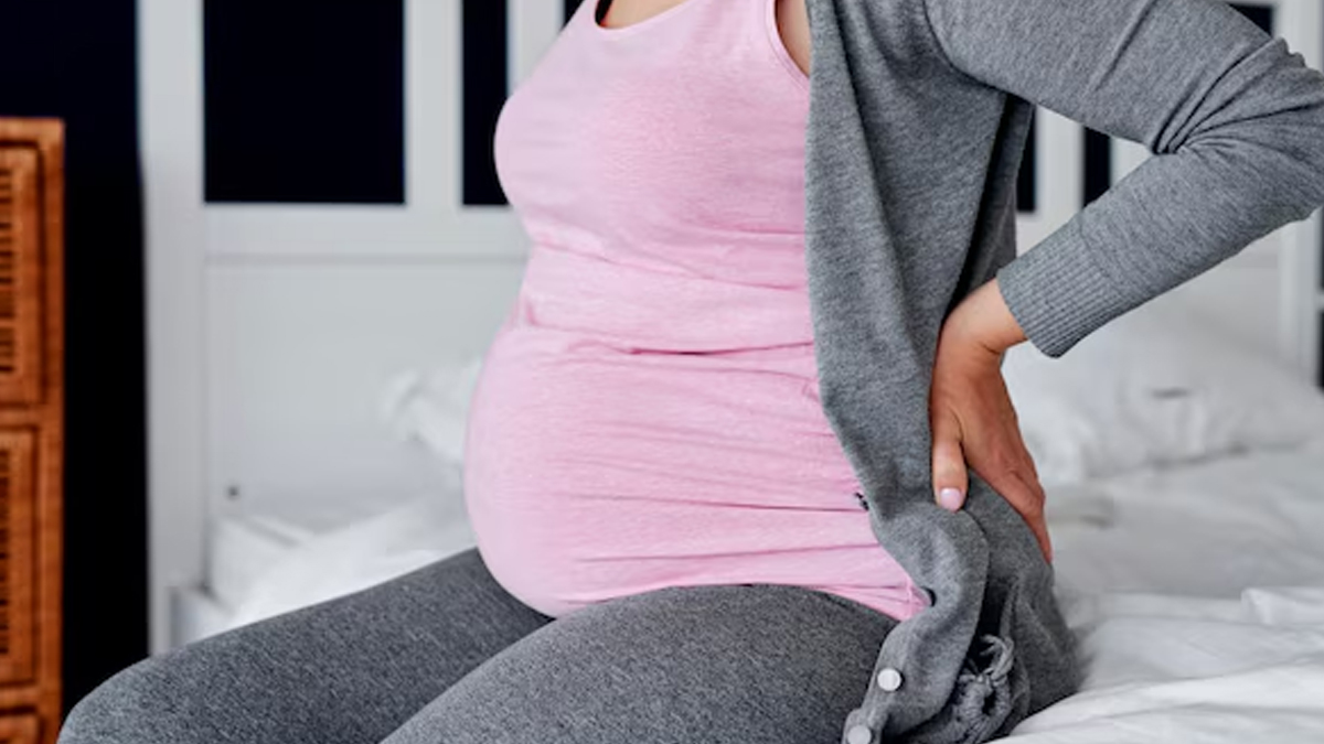 back pain during pregnancy 1 (7)