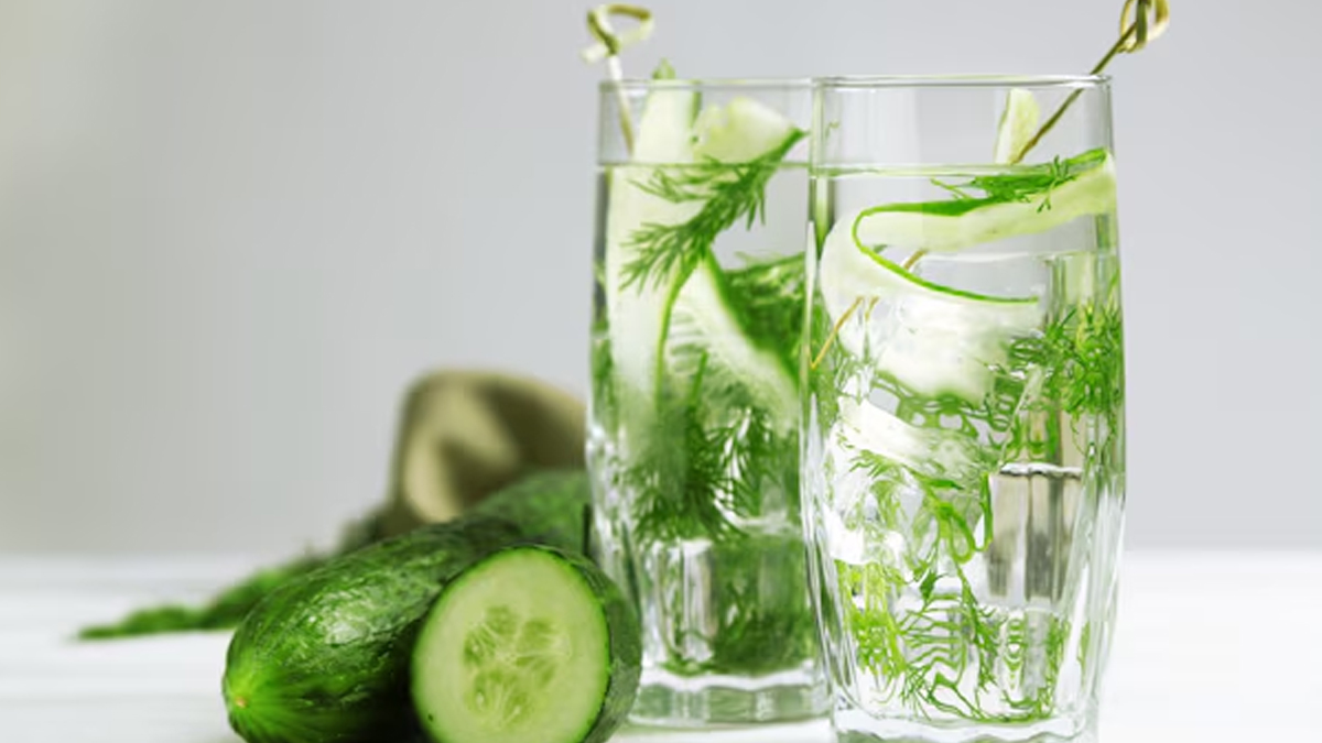 is it safe to drink cucumber detox water at night  1 (7)