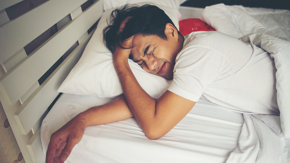 sleeping while light on heart health problems in hindi doctor quote