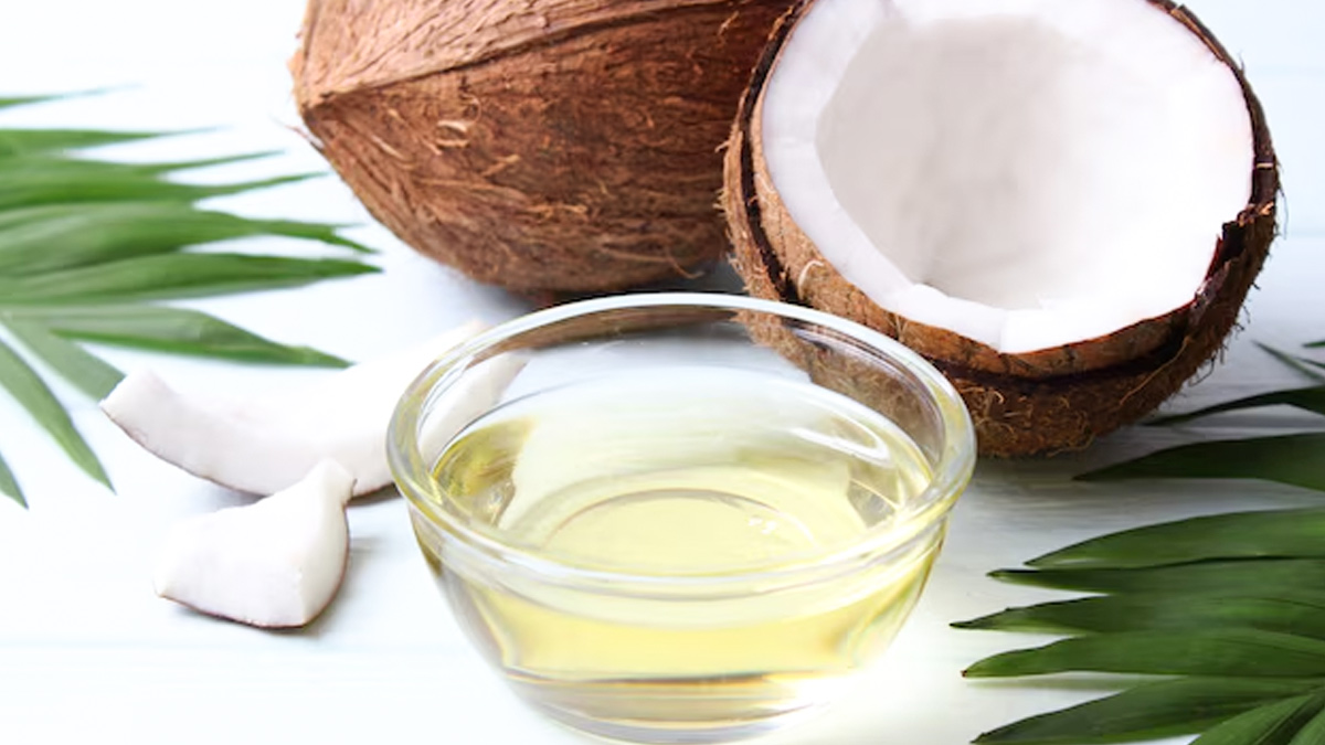 क्या नारियल का तेल हड्डियों और जोड़ों के लिए अच्छा है? डॉक्टर ने बताया डाइट में इसे क्यों करें शामिल