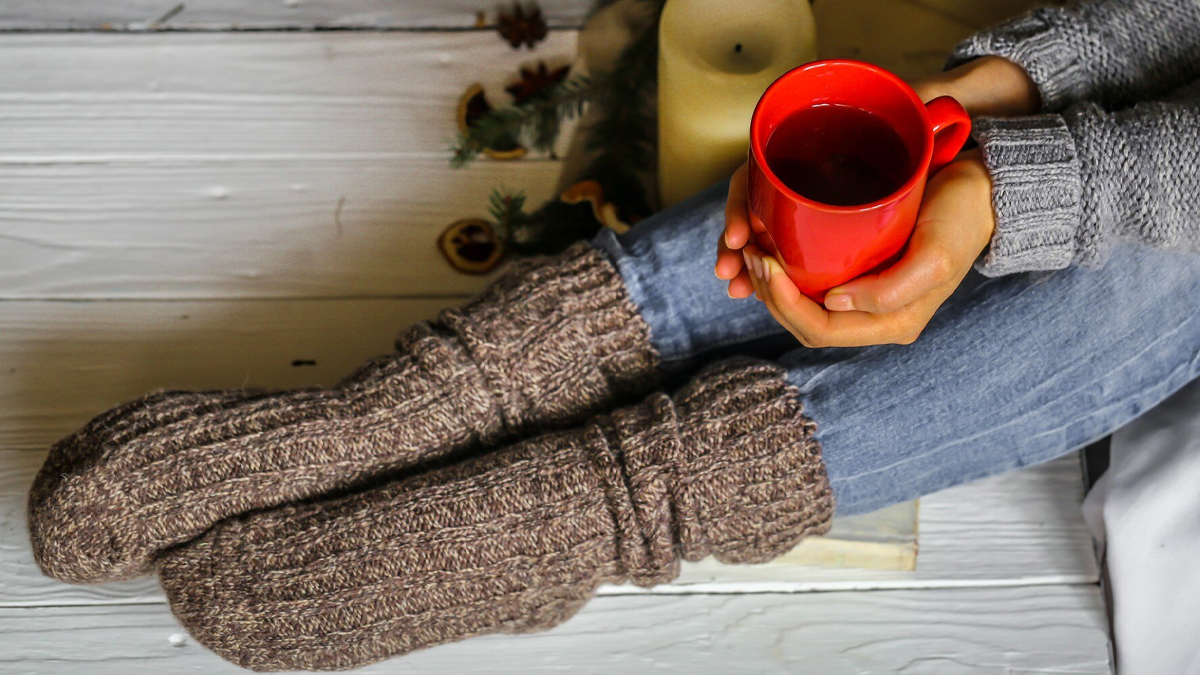 Do warm socks help blood circulation