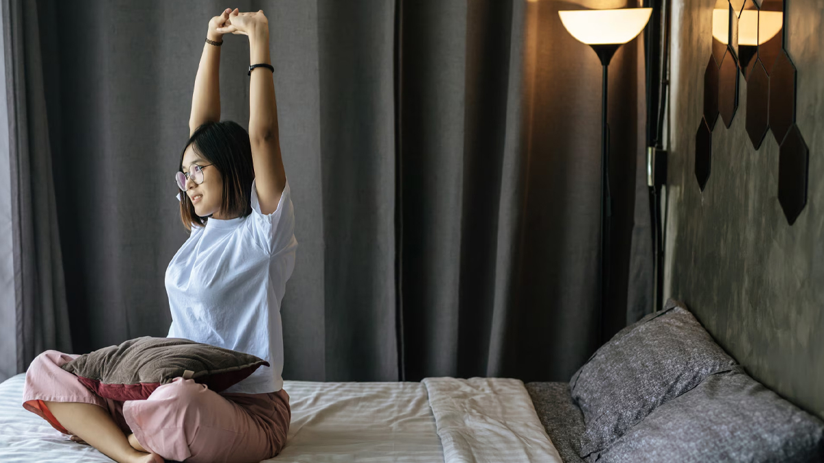 Does stretching at night help sleep