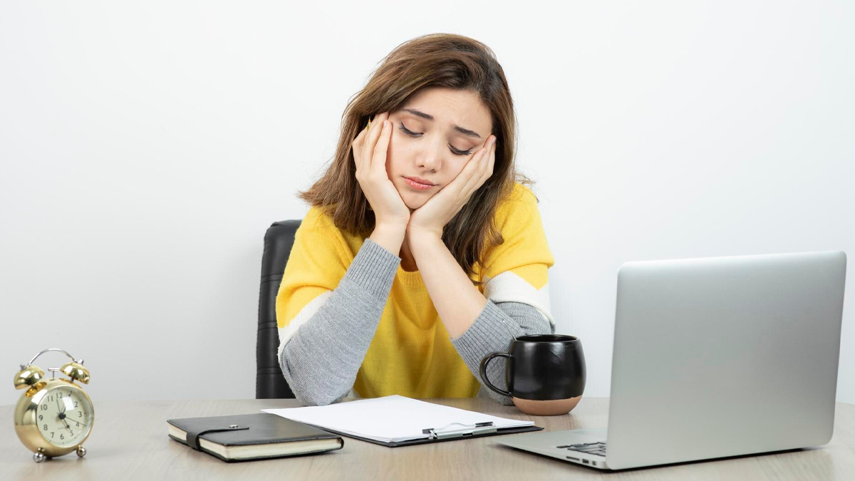 importance to stay hydrated while working a desk job 02 (4)