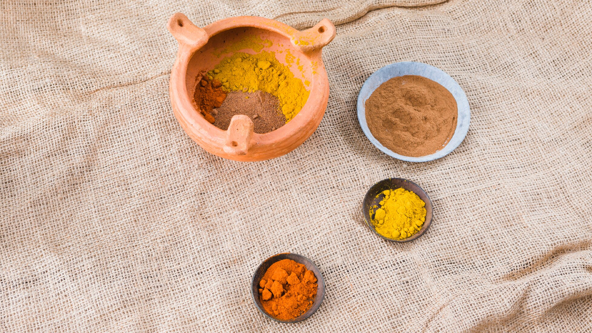 multani mitti gulab jal