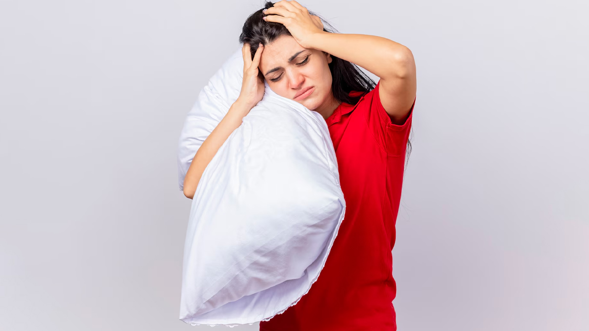 how to fall asleep at the same time every night 1 (9)