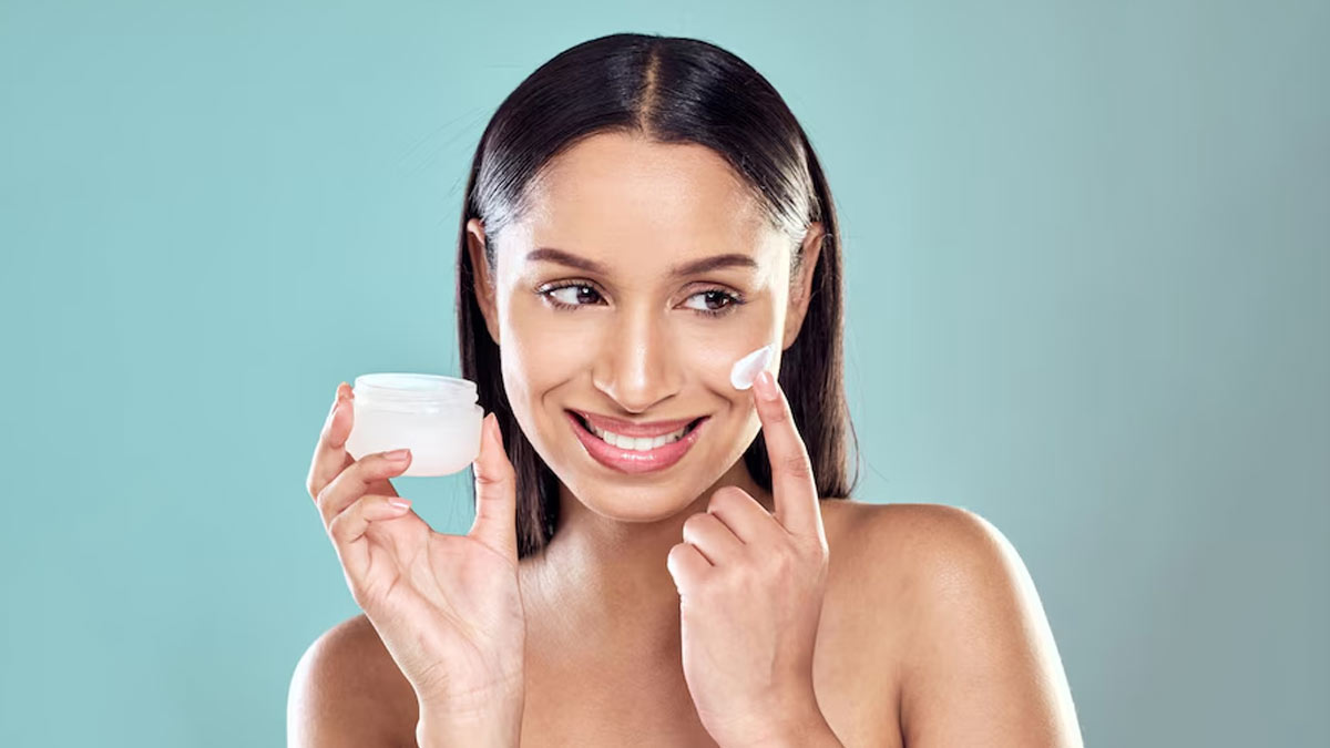 is it important to moisturize oily skin 1 (9)