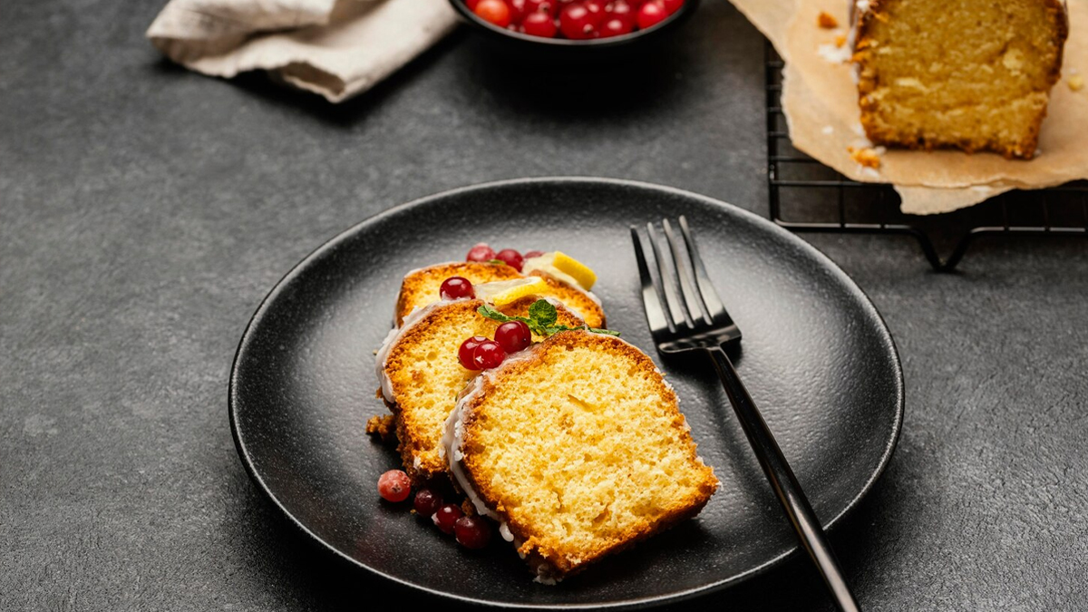 rum_cake_at_christmas