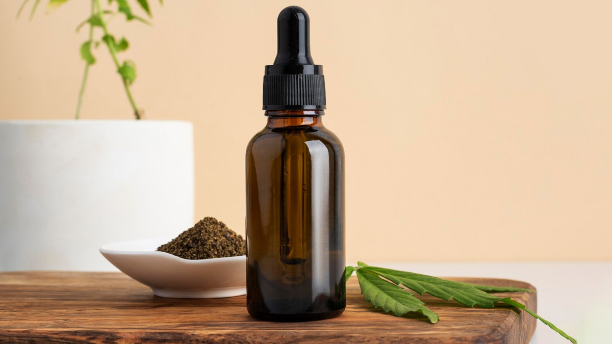 ayurvedic oil recipe to get relief from dandruff in winter in hindi 1