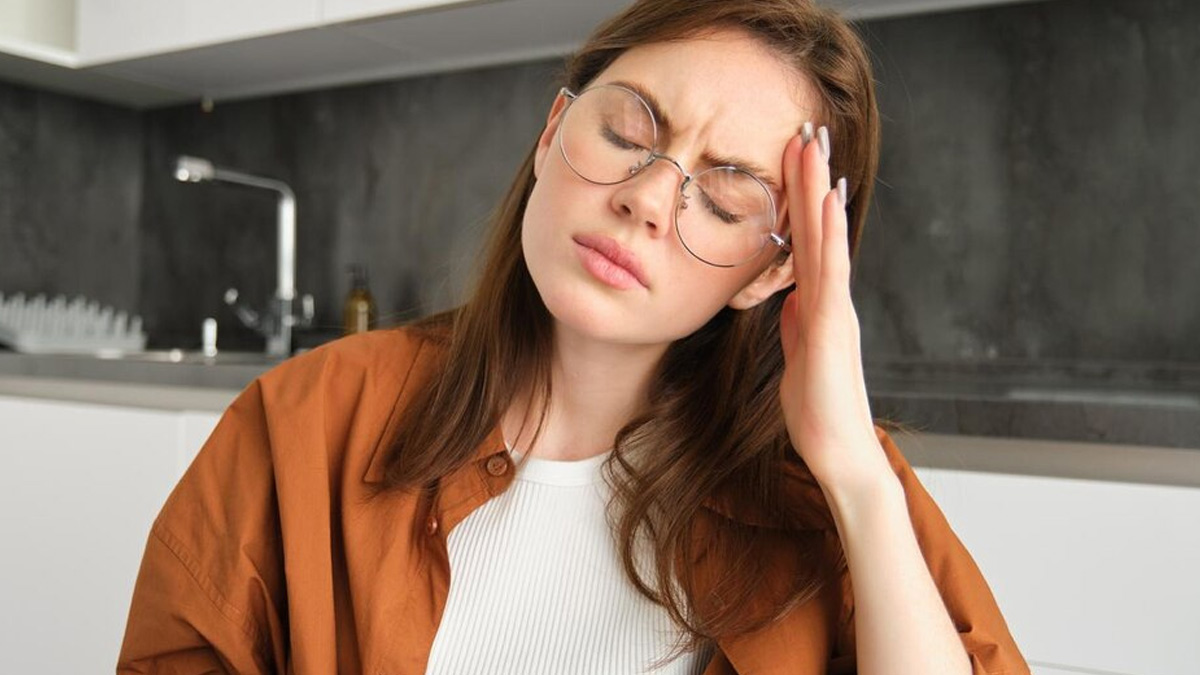 connection between migraine and stomach