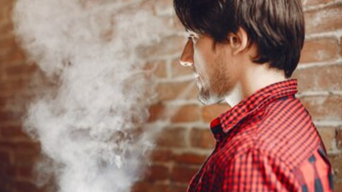 pollution vs smoking