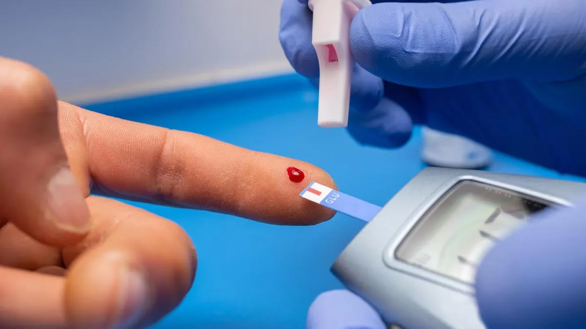 common mistakes that increase the risk of blood sugar dips 01 (6)