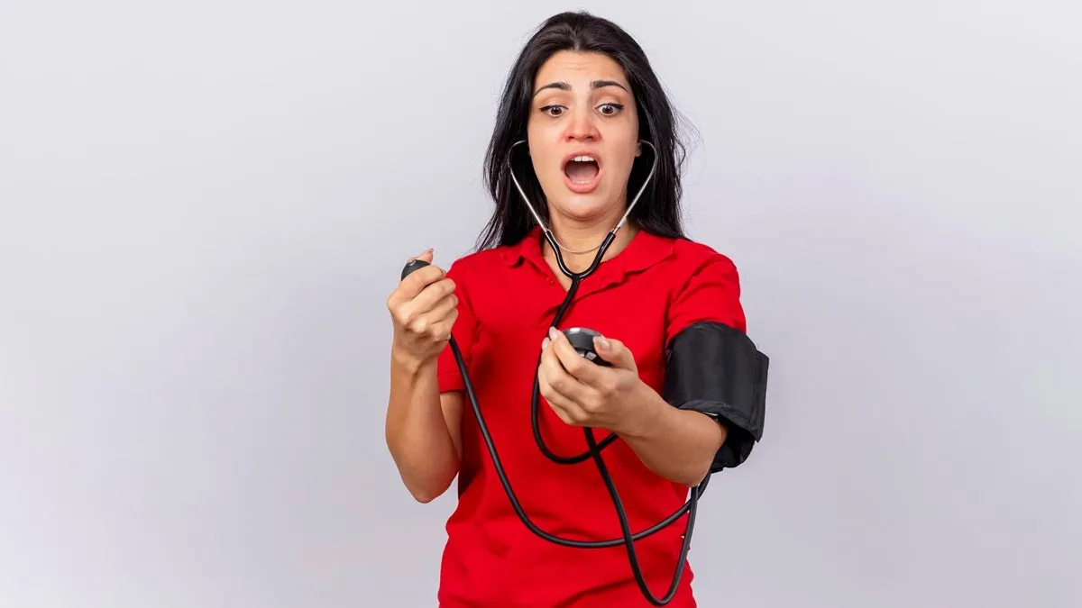 high-blood-pressure-patients-consume-Sendha-Namak-inside