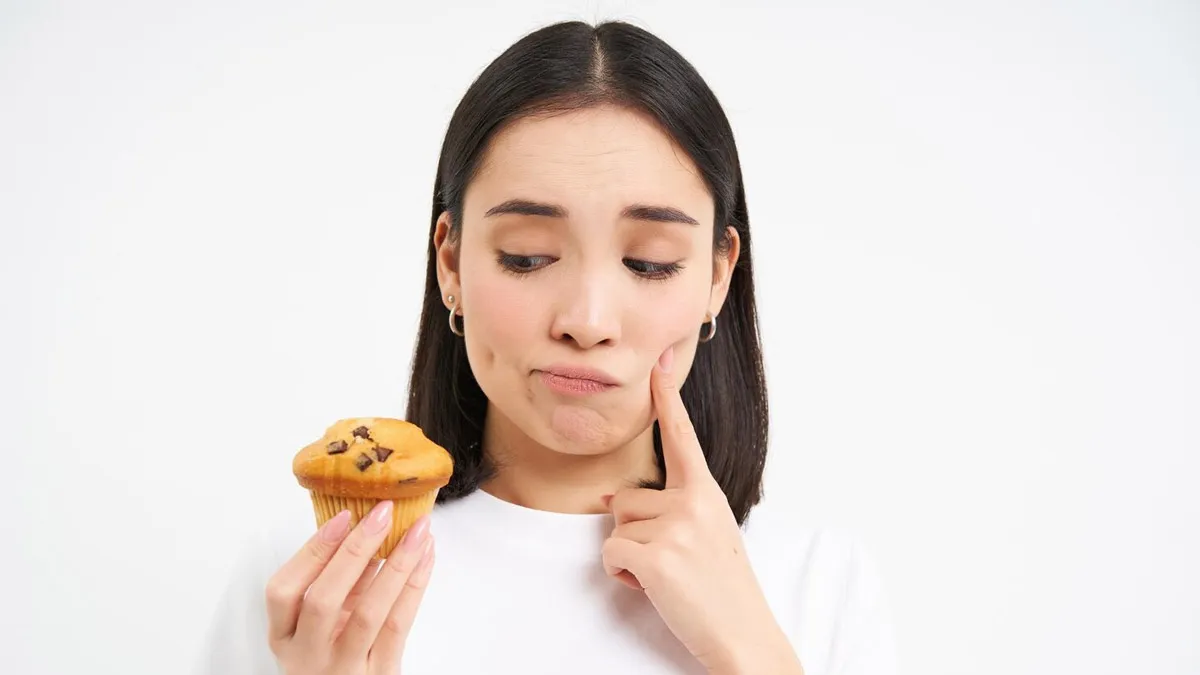 Why-Eating-Sugar-Causes-Acne-inside