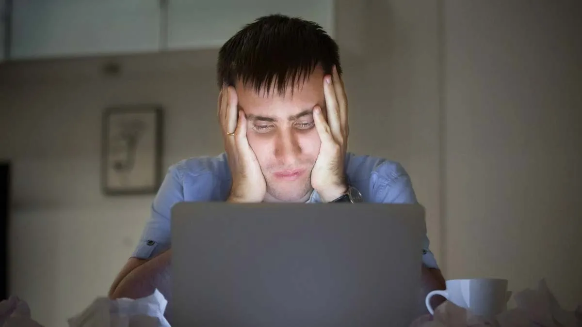 tips-to-relieve-tired-eyes-screen-time-inside