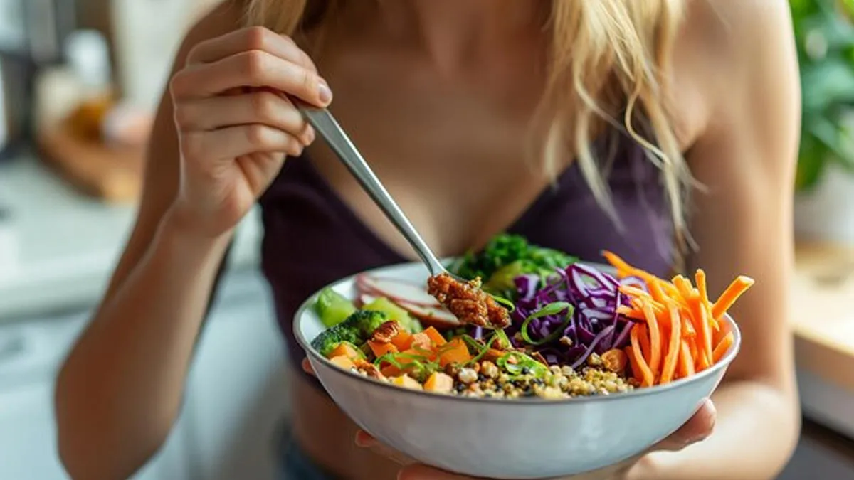 what should you eat to overcome weakness during periods 1