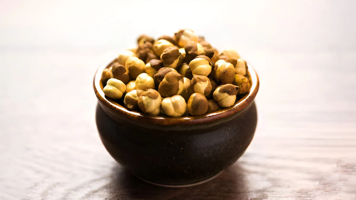 easy high protein snacks for office going women Main