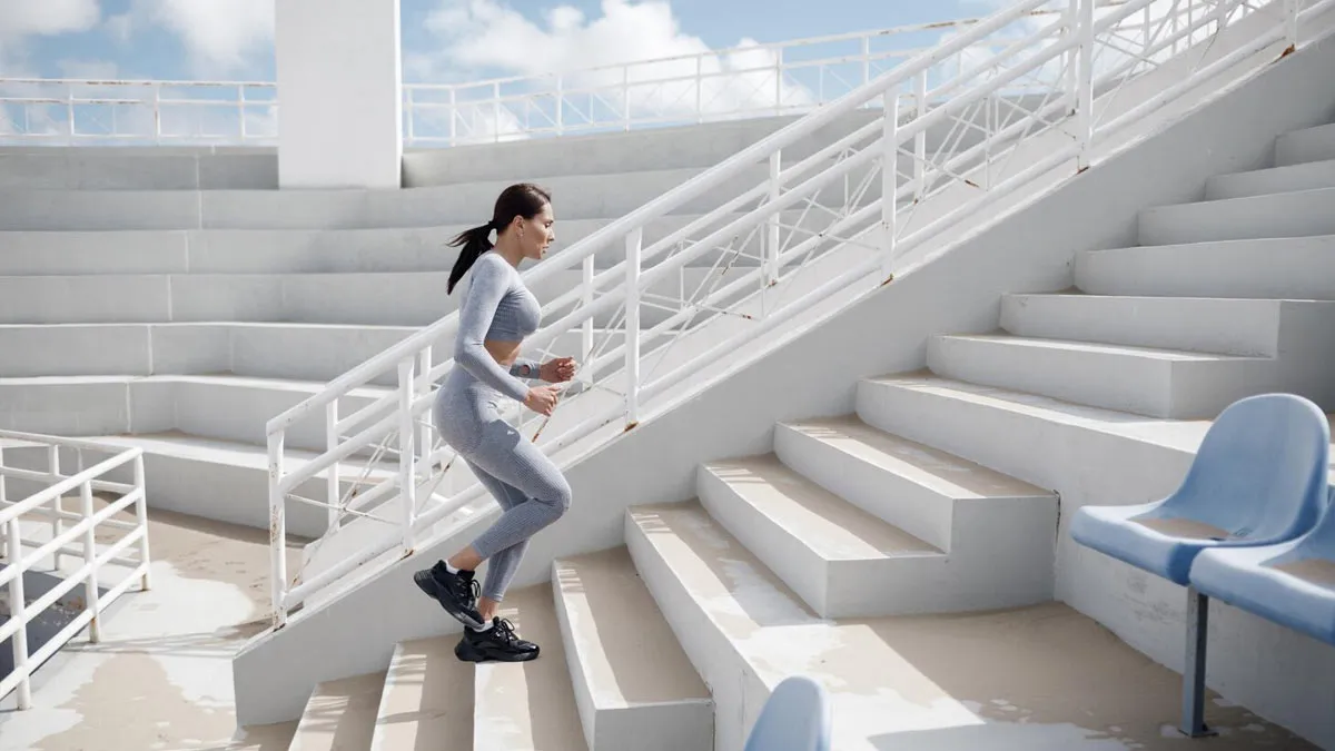 why does the heart beat faster for a while after climbing stairs 1