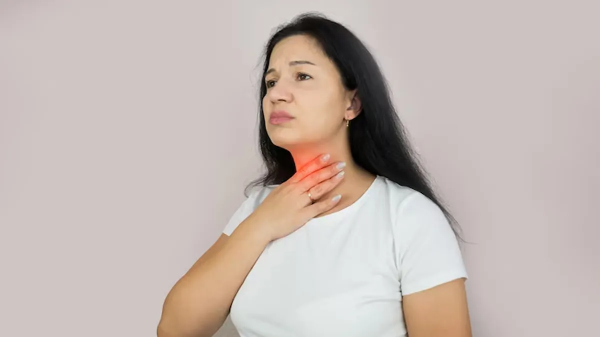 causes-of-sore-throat-frequently-inside