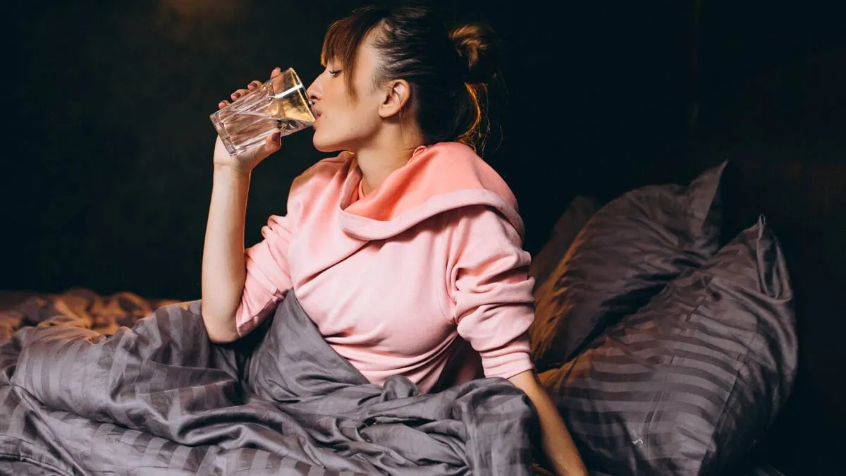 what could be the reason for repeatedly waking up thirsty at night 1
