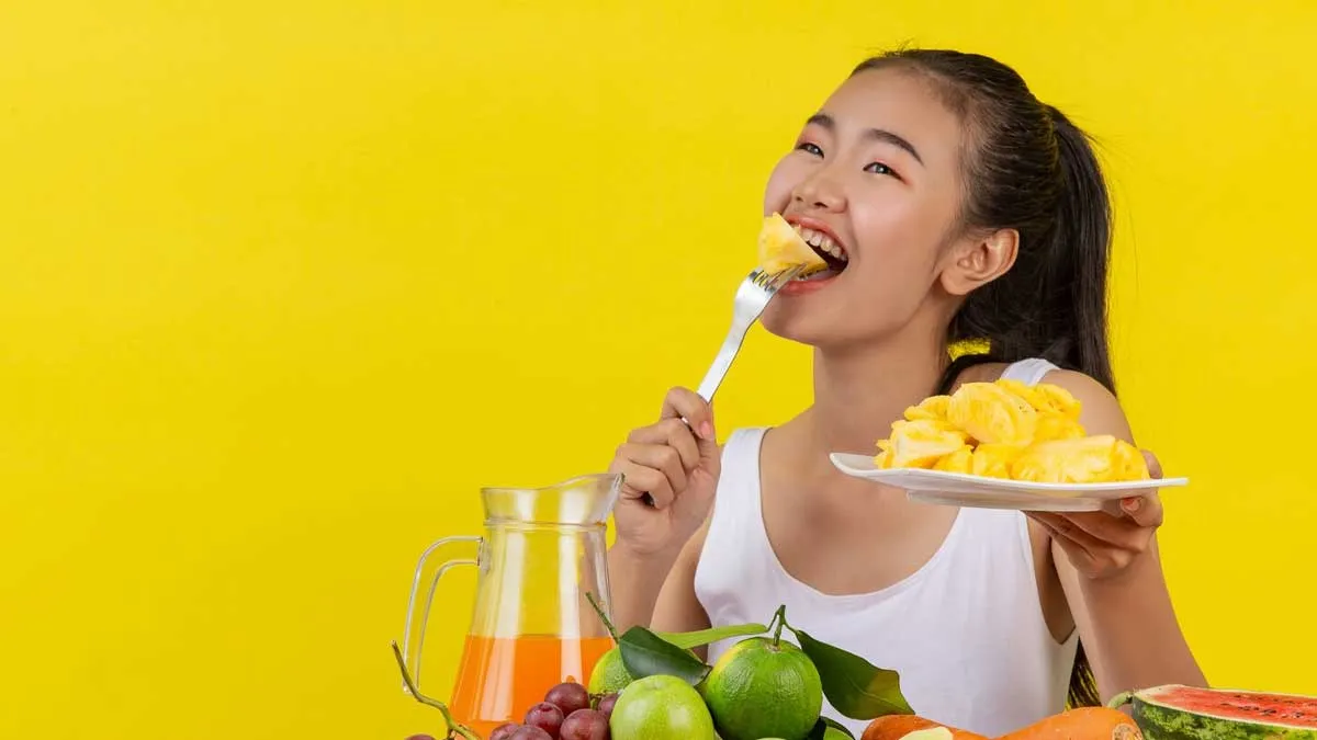 7 common mistakes to avoid while eating fruits 01 (1)