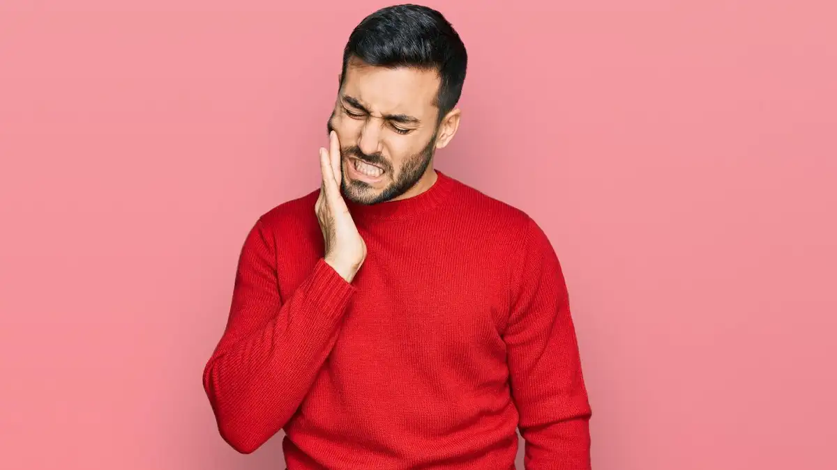 does tooth sensitivity get better on its own 1